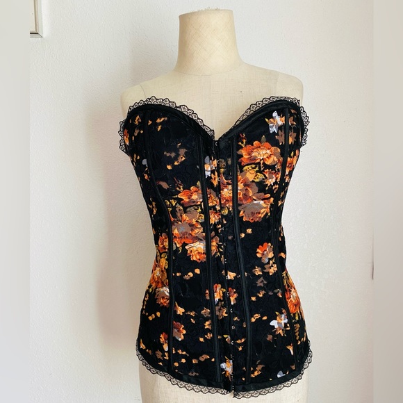 Other - Y2K Floral Black Corset Bustier Top